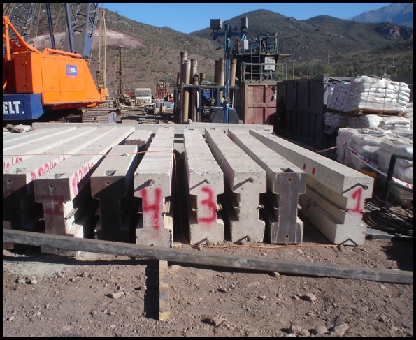 Juntas de muro pantalla. Excavación, water-stop, maquinaria, cuchara, junta, mandíbula, impermeabilización, procedimiento